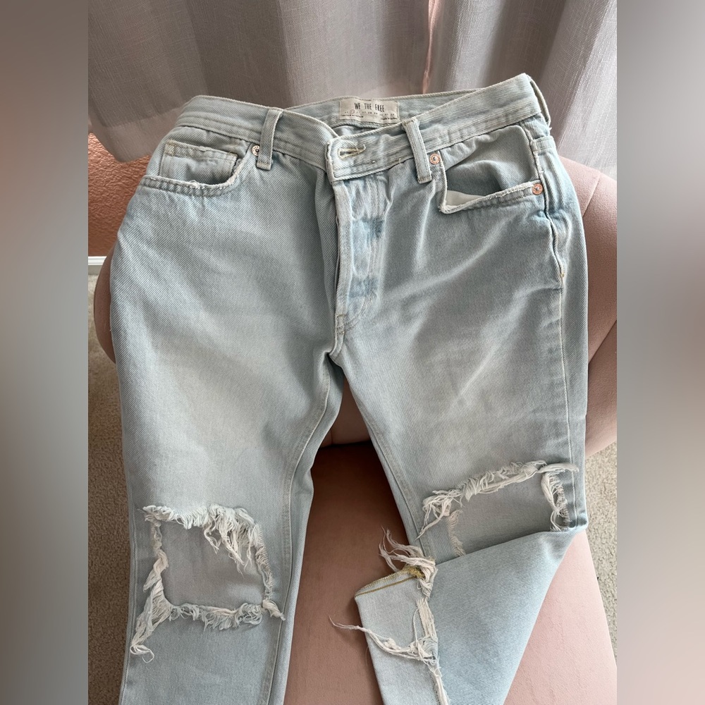 Light Wash Jeans